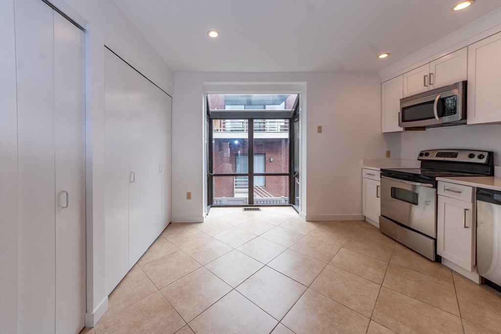 13 Shipway Place # 13