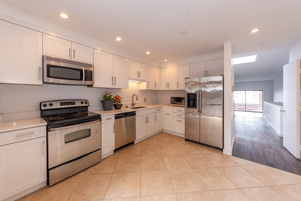 13 Shipway Place # 13