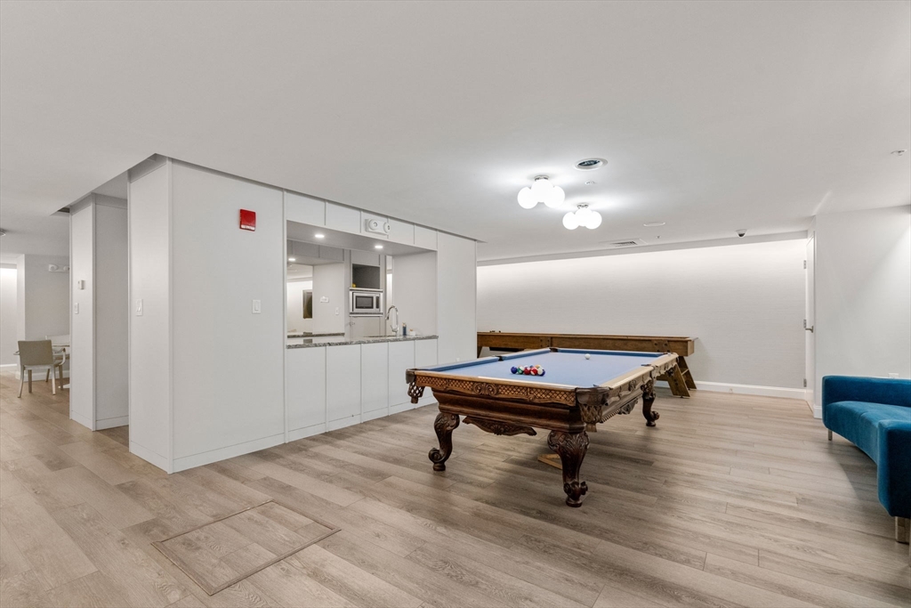 42 8th St # 4410