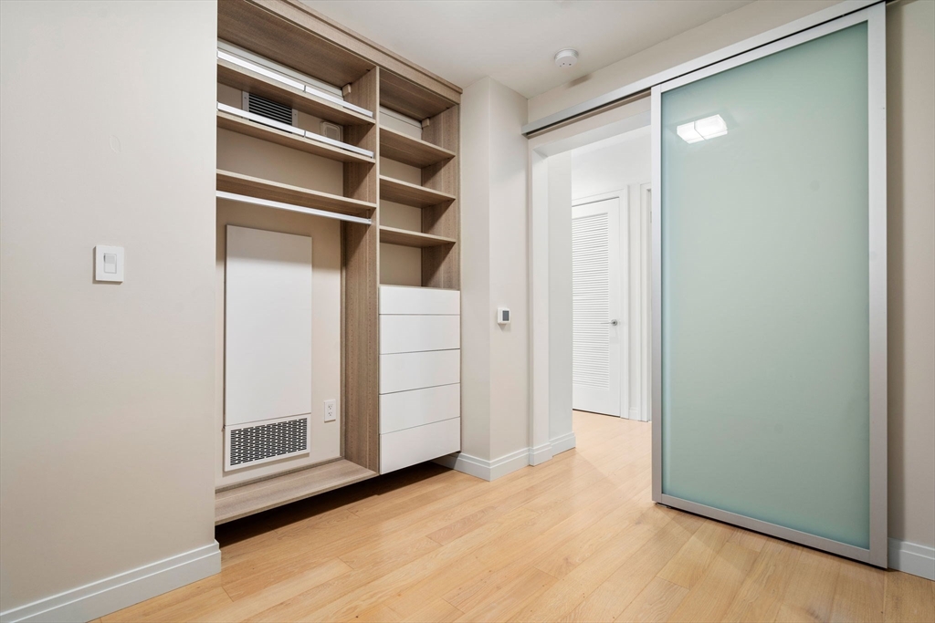 133 Seaport Blvd # 1816