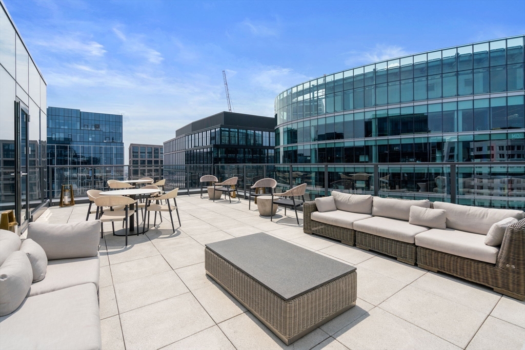 133 Seaport Blvd # 1816