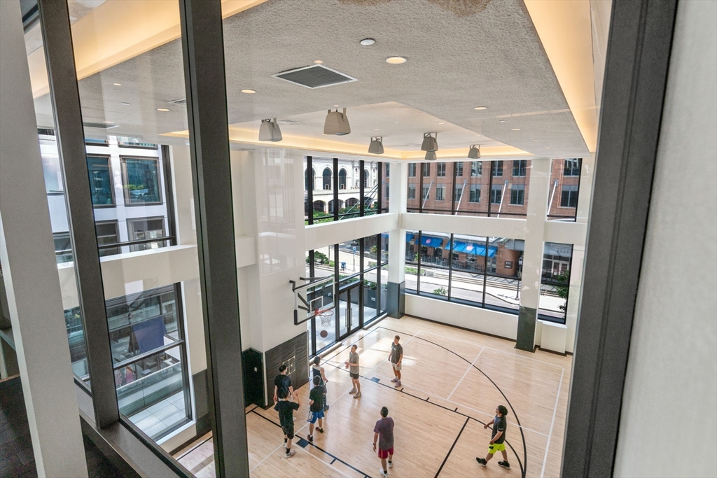 133 Seaport Blvd # 1816
