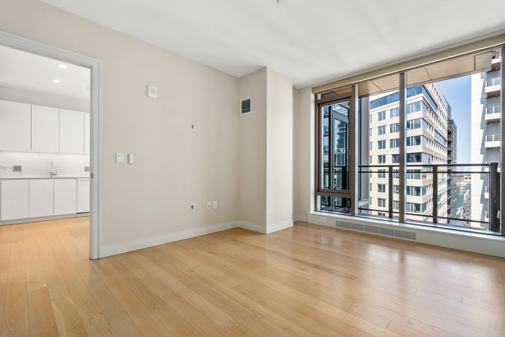 133 Seaport Blvd # 1816