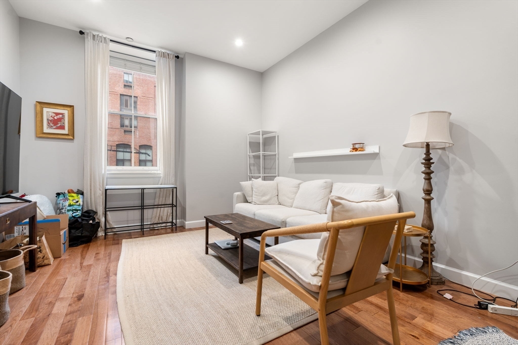 5 Appleton St. # 1C