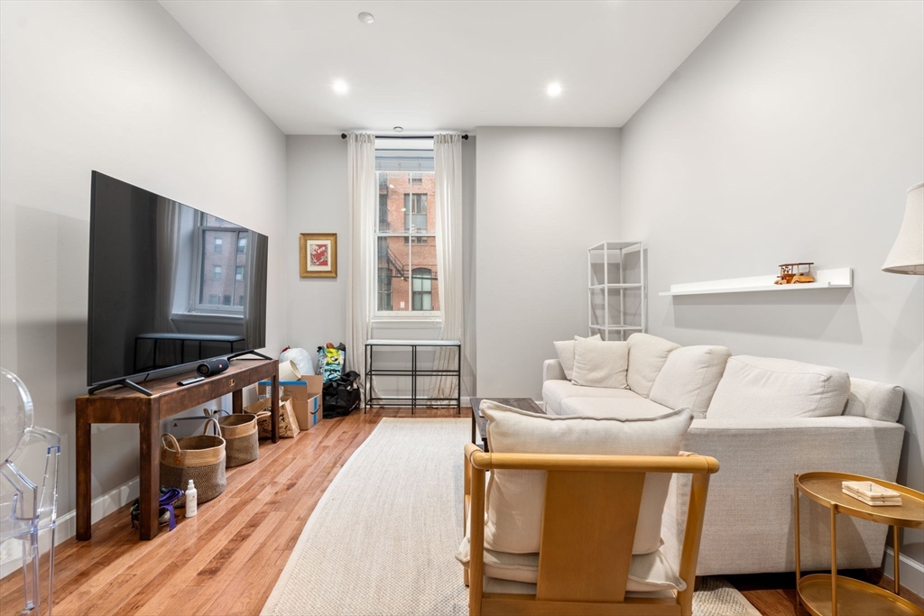 5 Appleton St. # 1C
