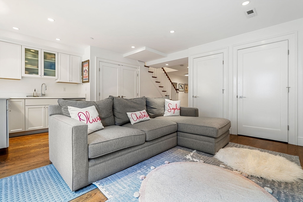 121 West Newton St. # 1