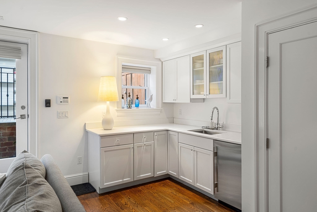 121 West Newton St. # 1