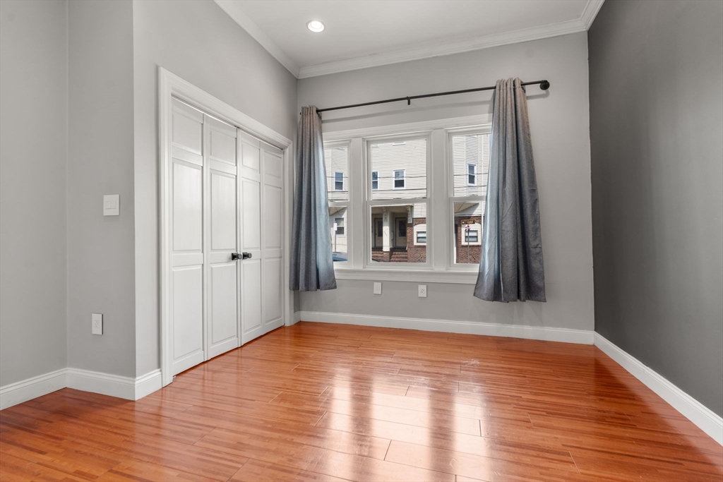 499 Sumner St. # 1 Unit: 1-1