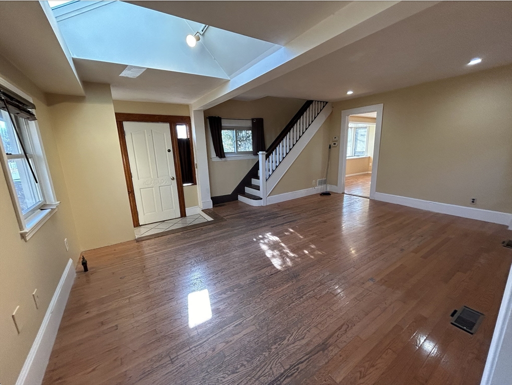 16 Whittier Road