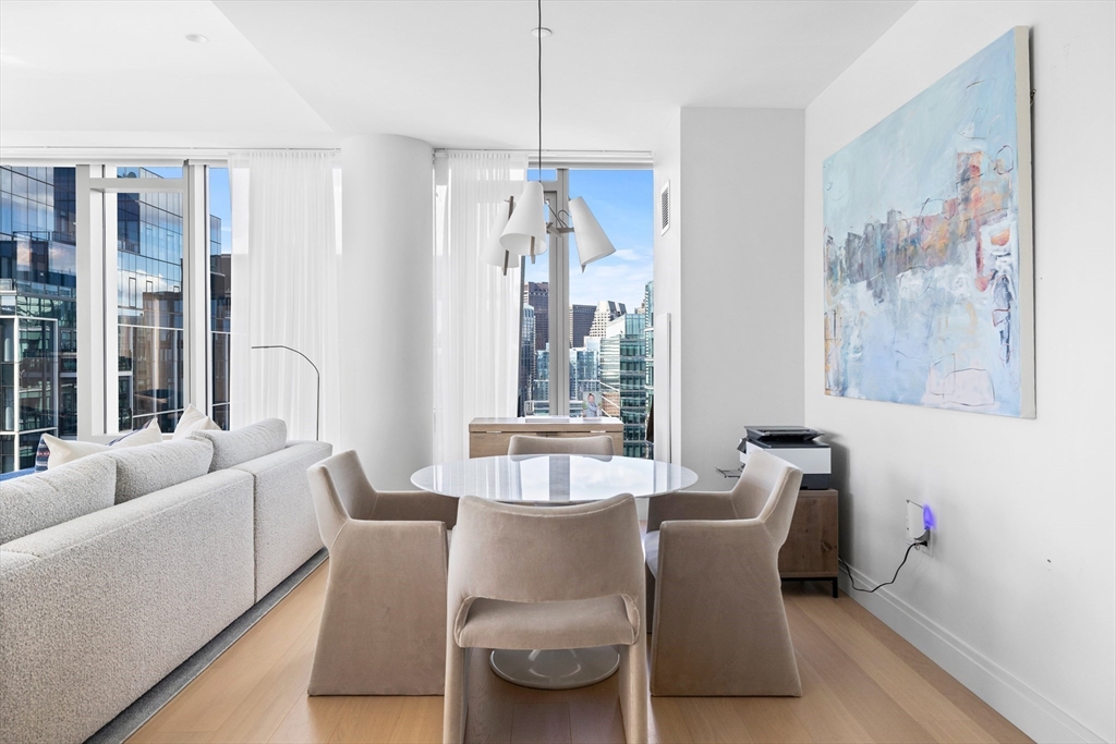 135 Seaport Boulevard Unit: PH1C