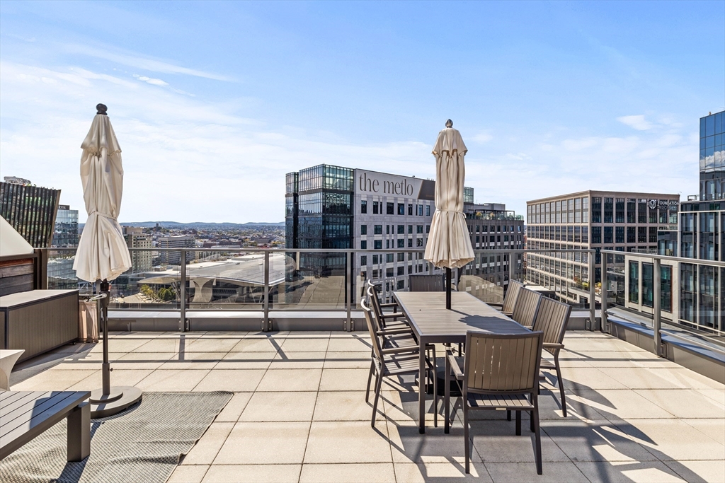 135 Seaport Boulevard Unit: PH1C