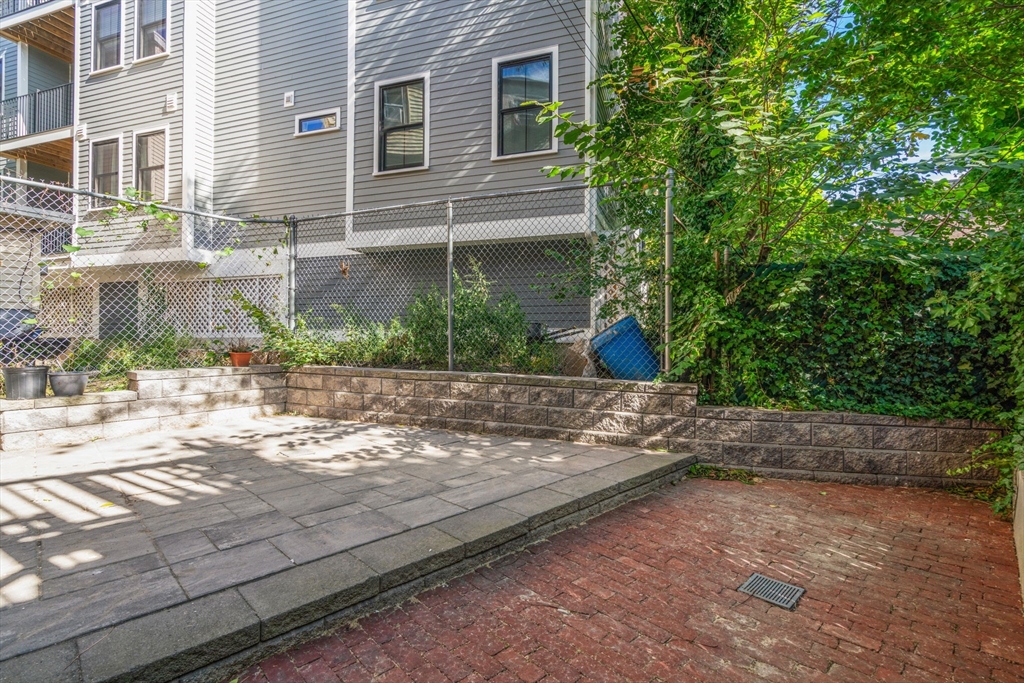 291 Meridian St. # 1