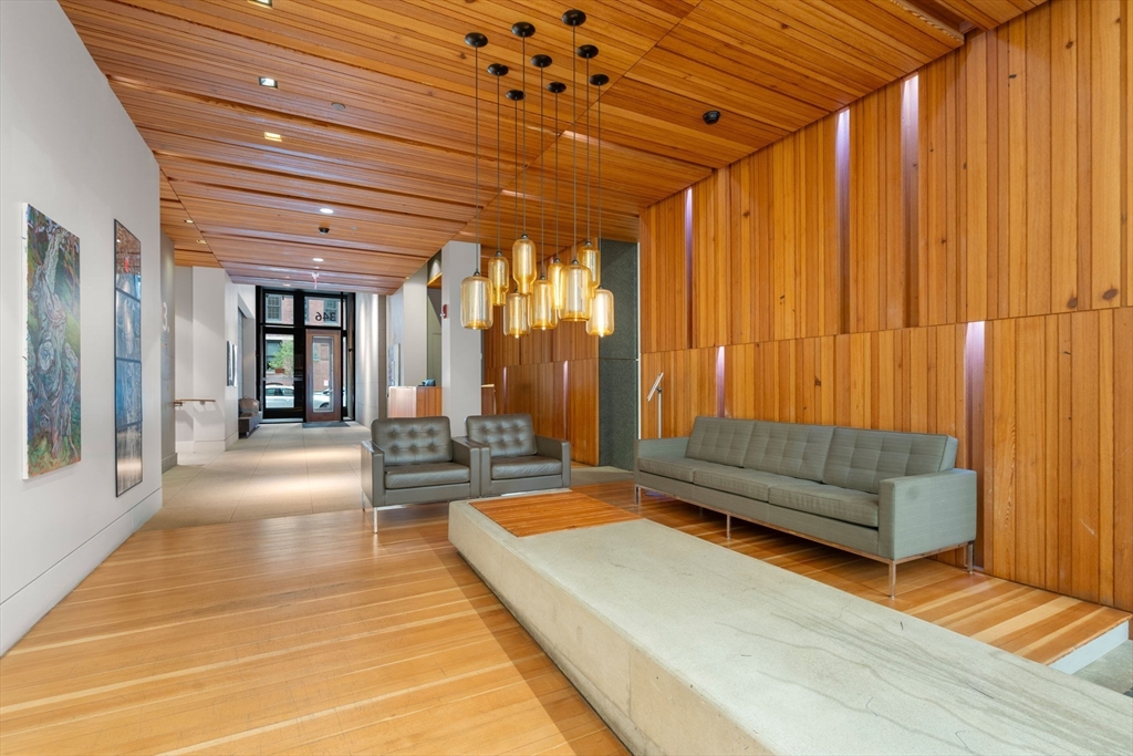 346 Congress Street # 516