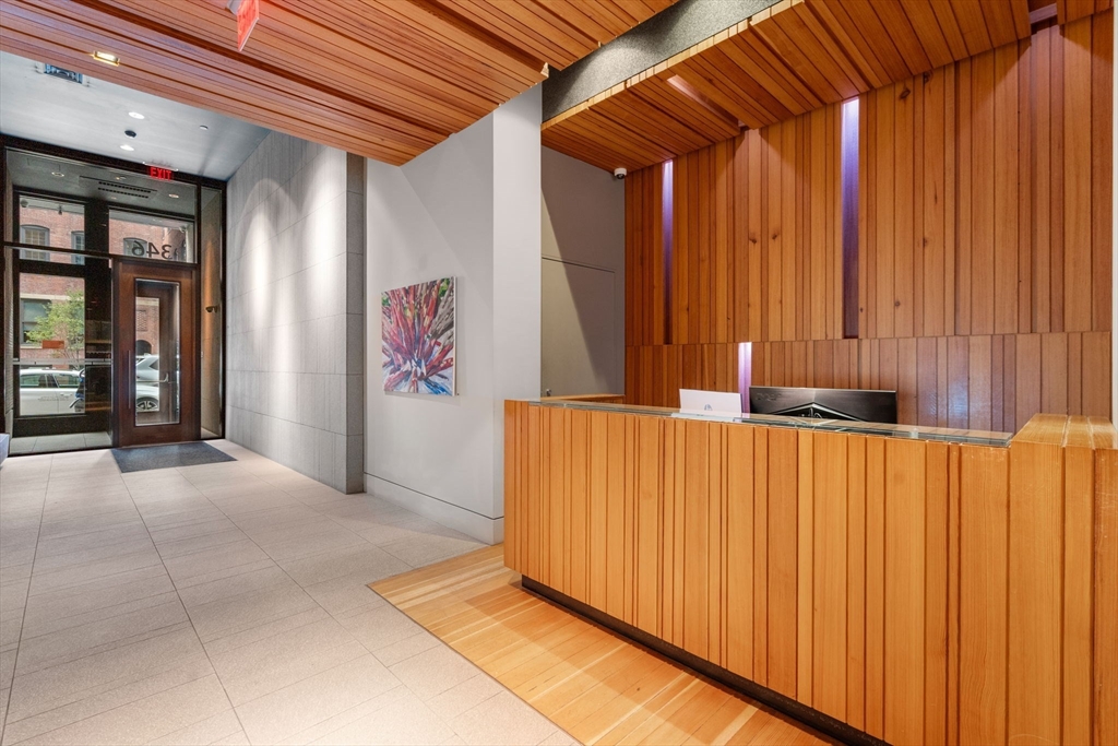 346 Congress Street # 516
