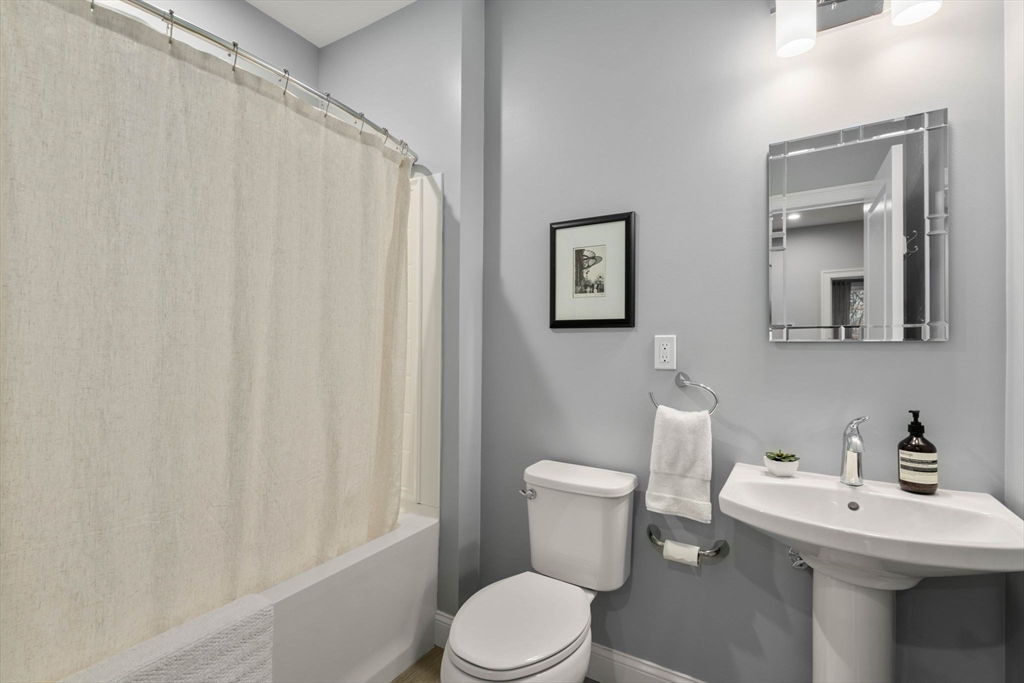 2 Inwood Drive # 3009