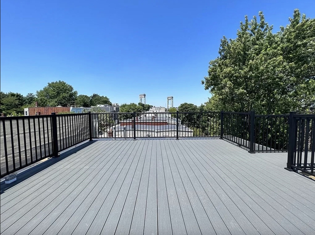 66 Wordsworth St. PH