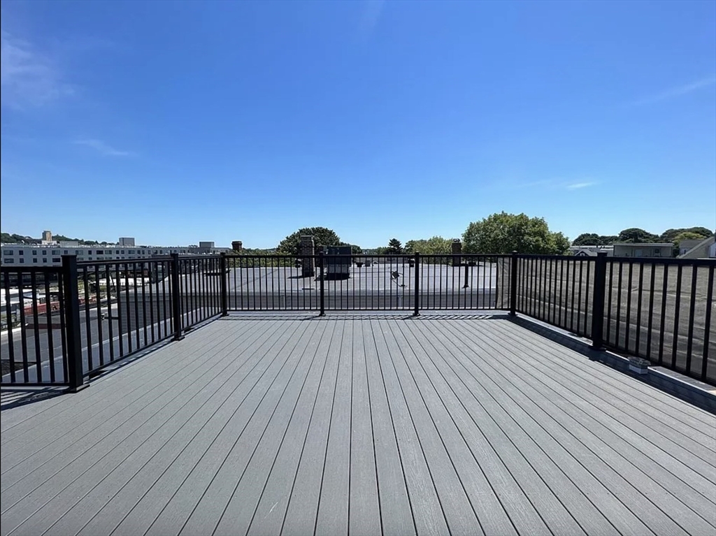 66 Wordsworth St. PH