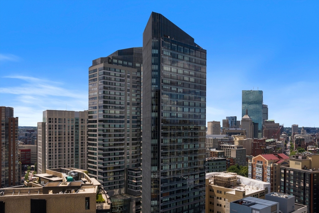 2 Avery St # 21A