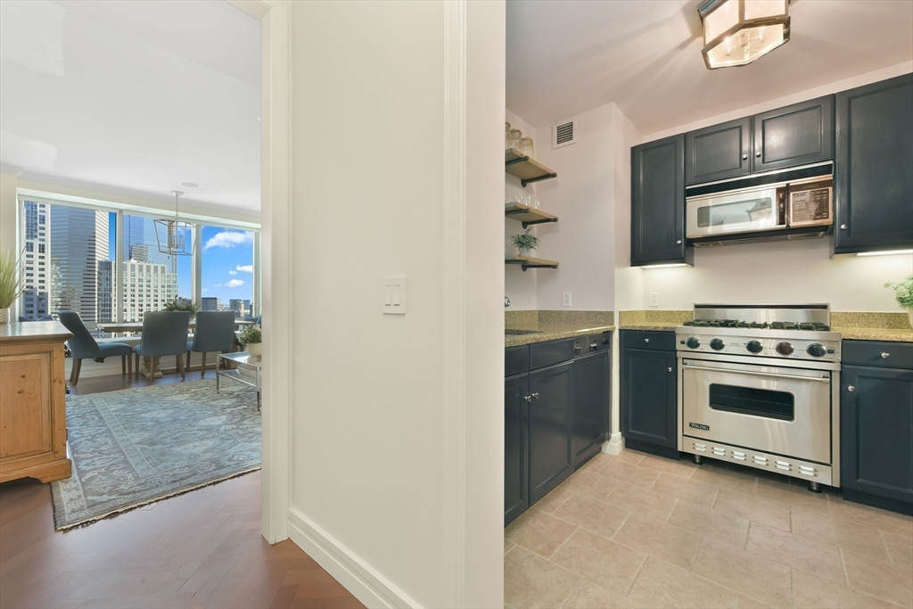 2 Avery St # 21A