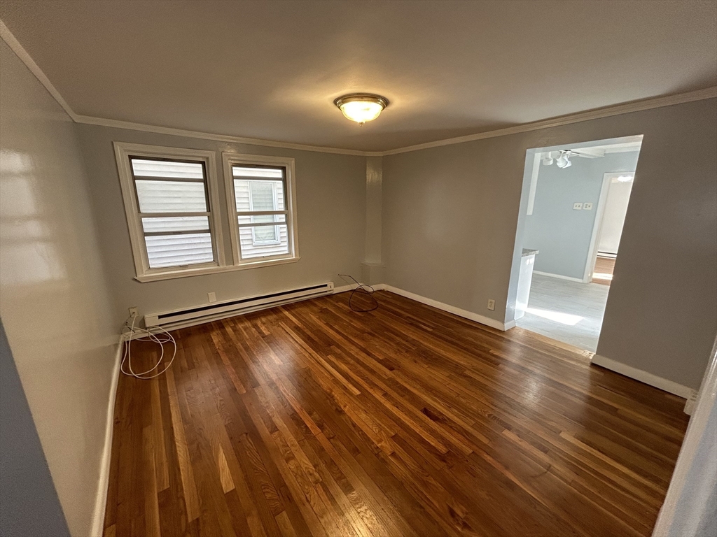 291 Lexington St. # 01