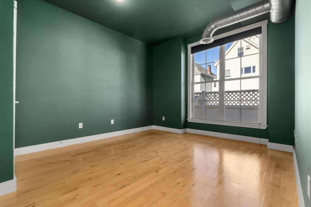 25 Osgood St. # 14