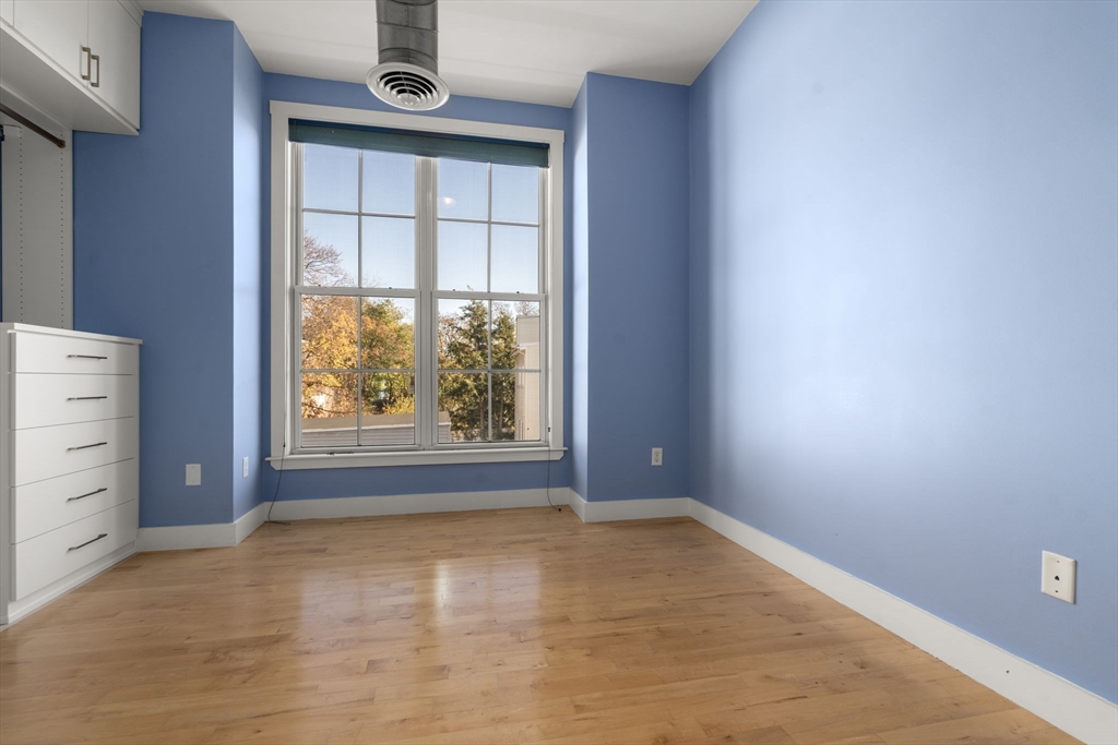 25 Osgood St. # 14