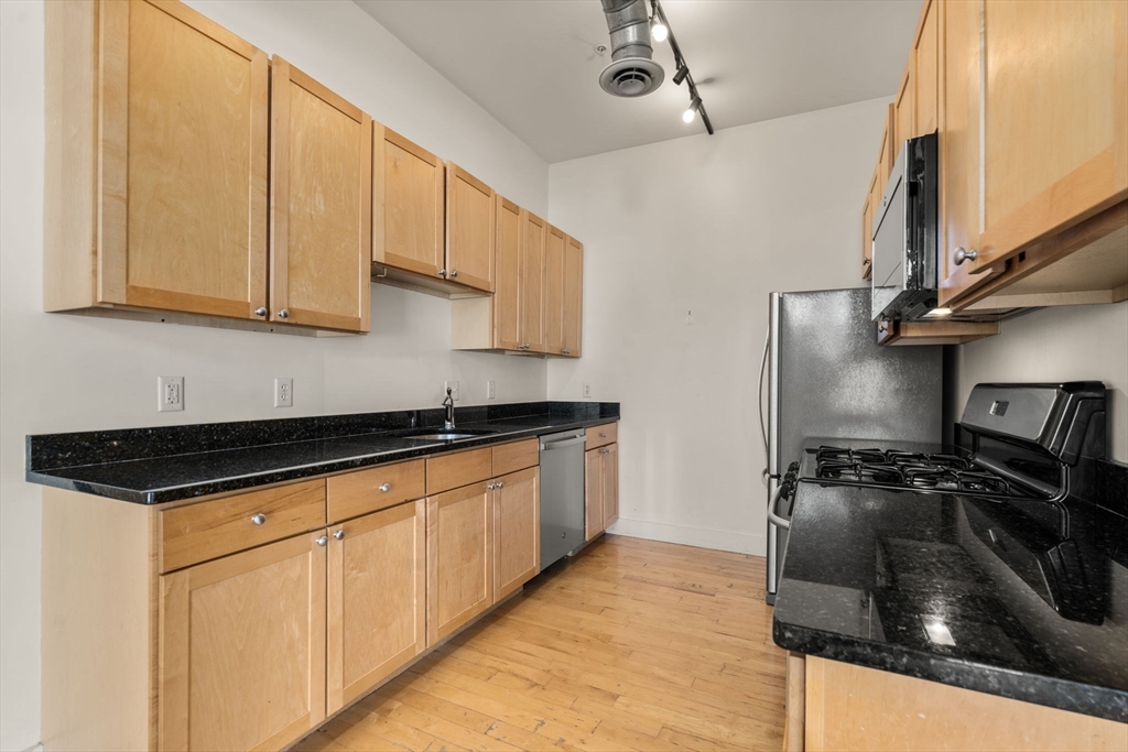25 Osgood St. # 14