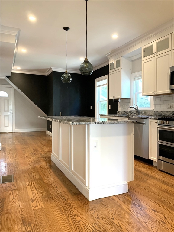 16 Princeton St # 16