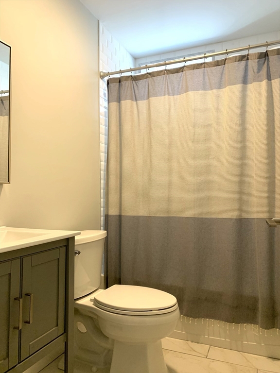 16 Princeton St # 16