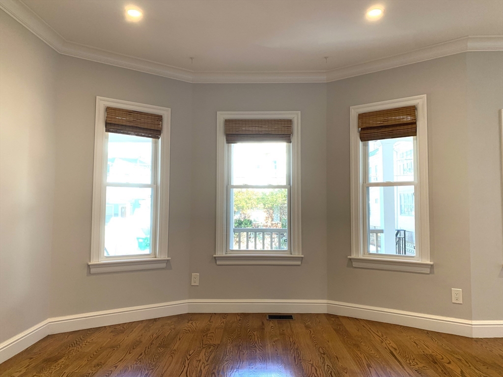 16 Princeton St # 16
