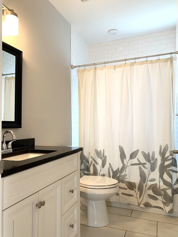 16 Princeton St # 16