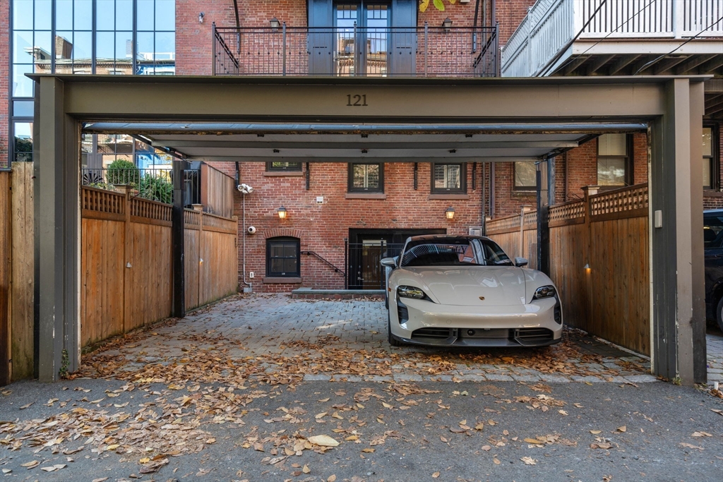 121 W Newton Street # 1