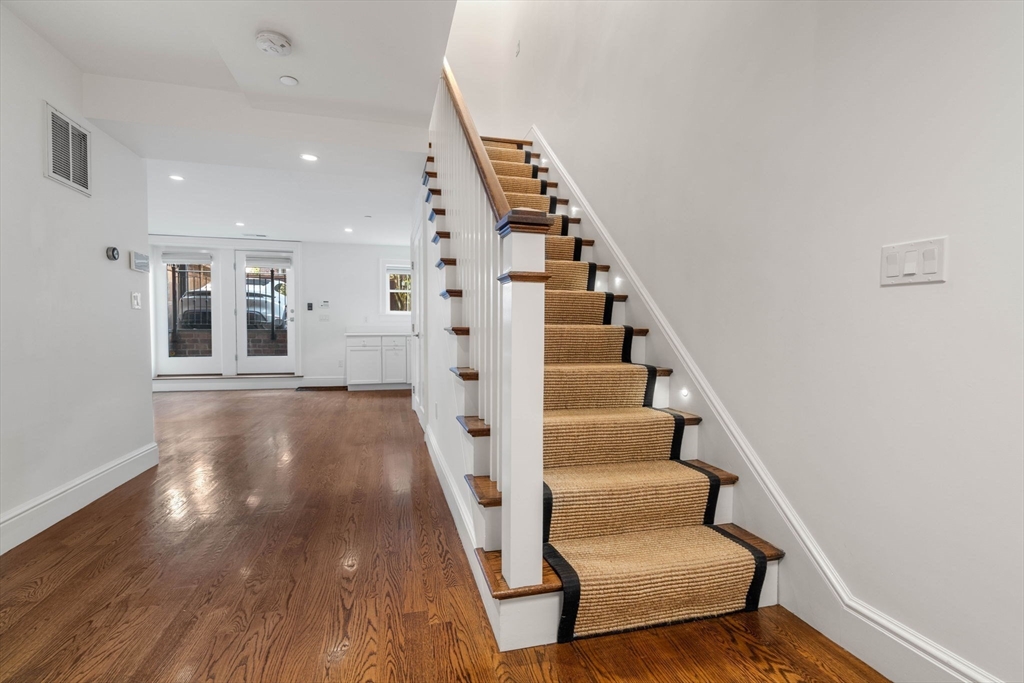 121 W Newton Street # 1