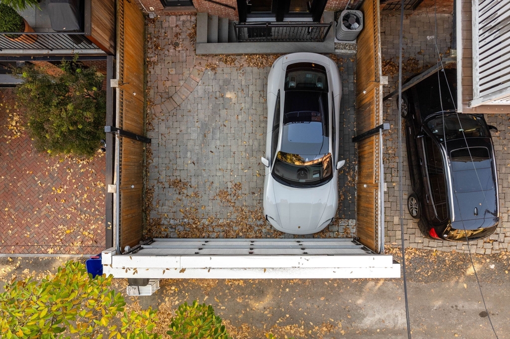 121 W Newton Street # 1