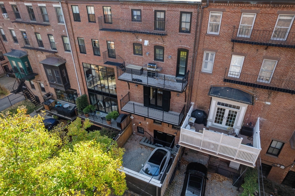 121 W Newton Street # 1