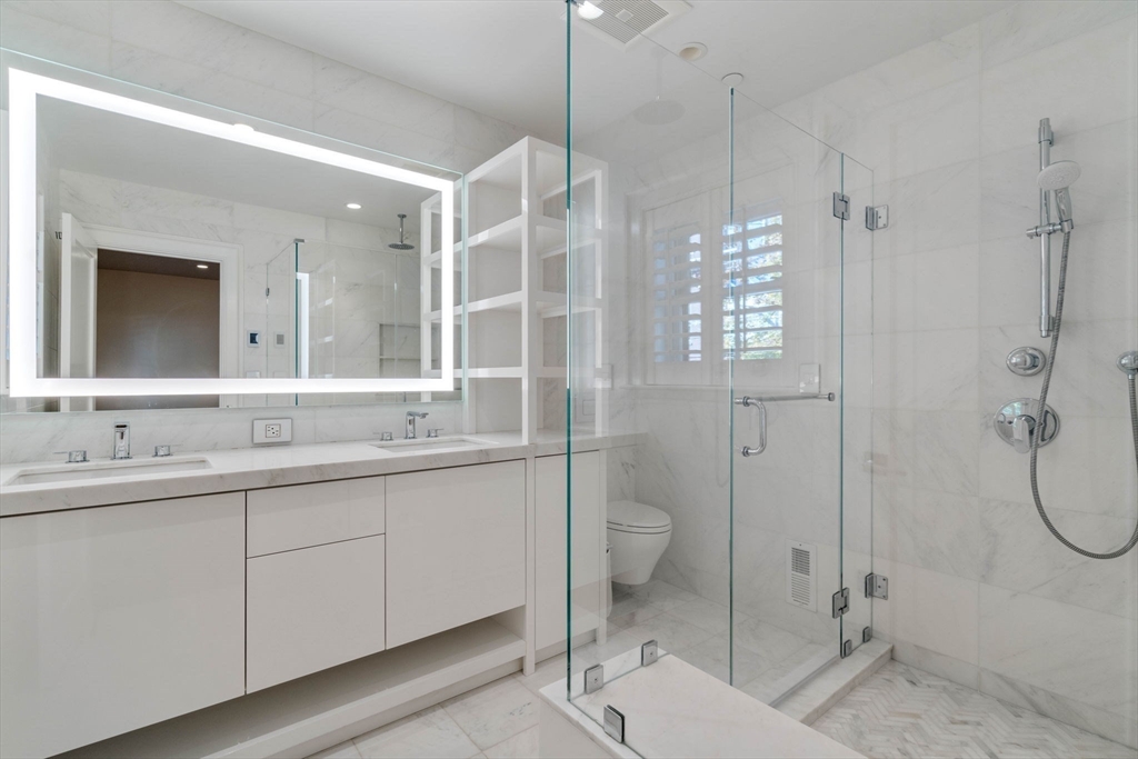 121 W Newton Street # 1