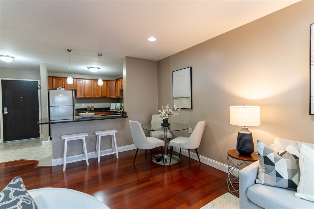20-30 Daniels St # 103