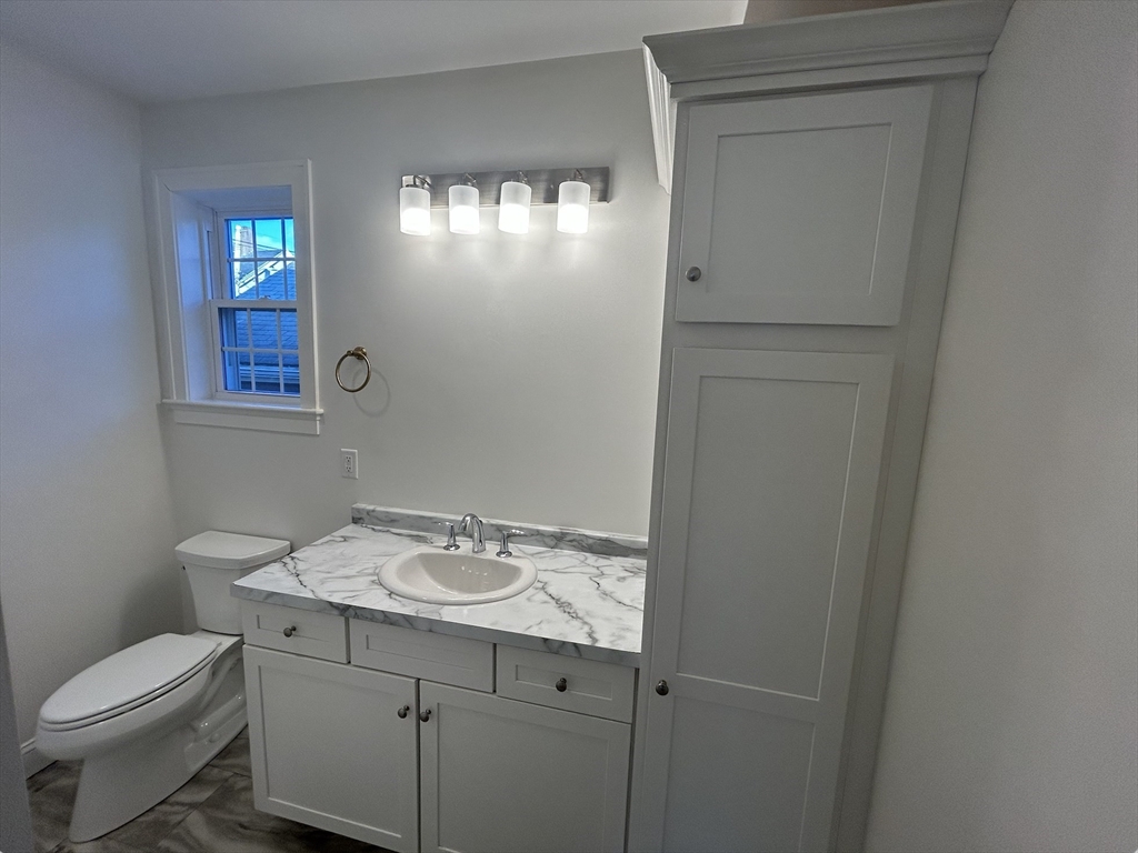 21 Laurel St. # 2