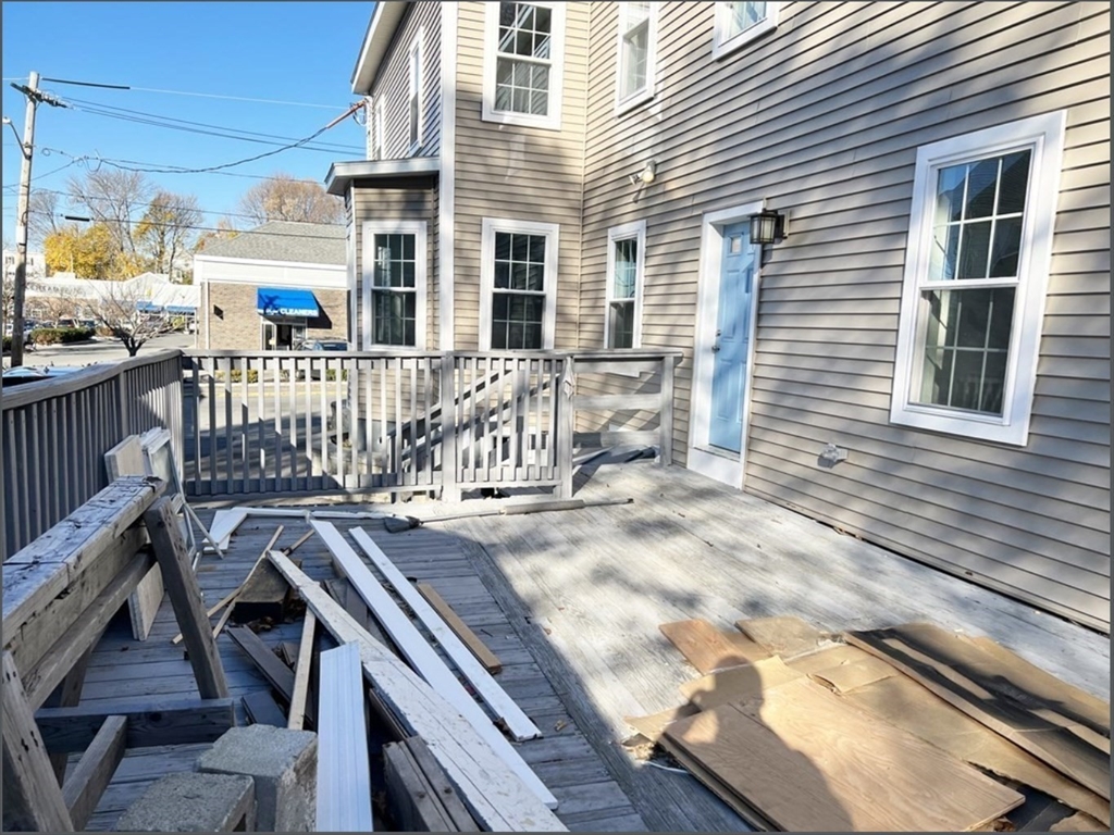 21 Laurel St. # 2