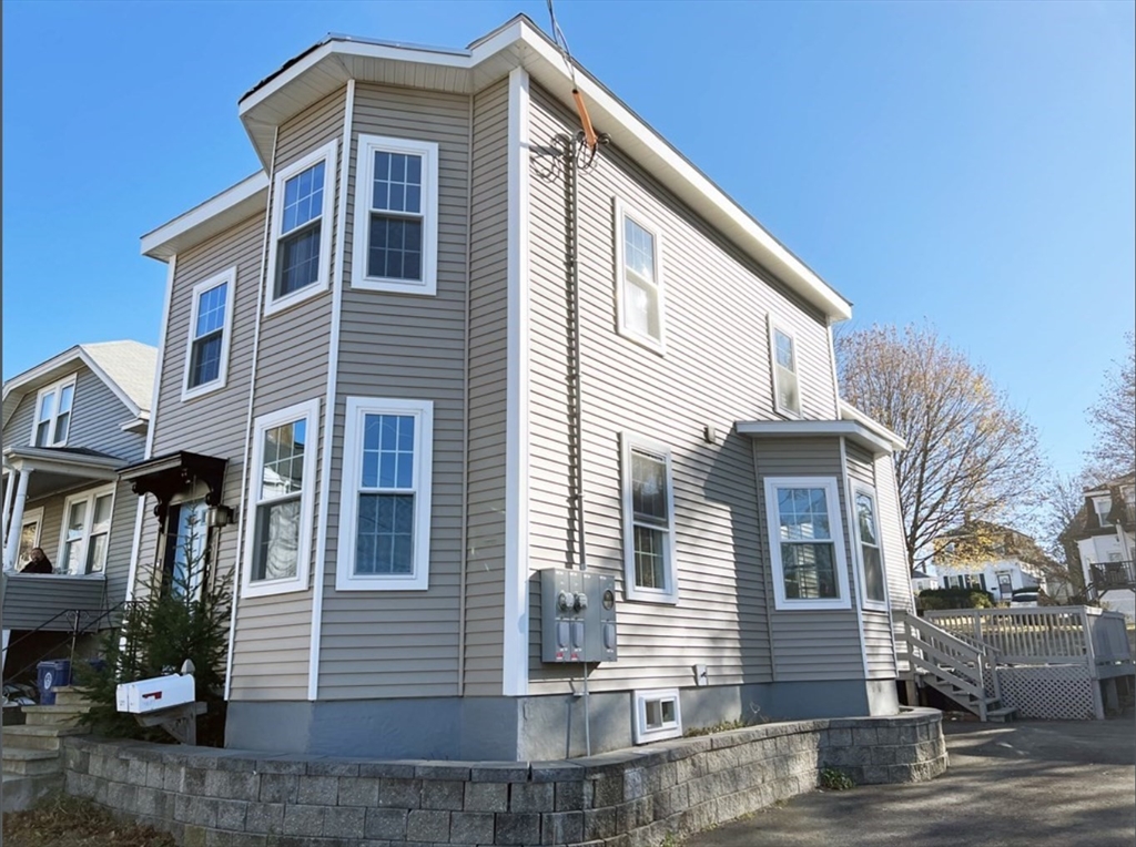21 Laurel St. # 2