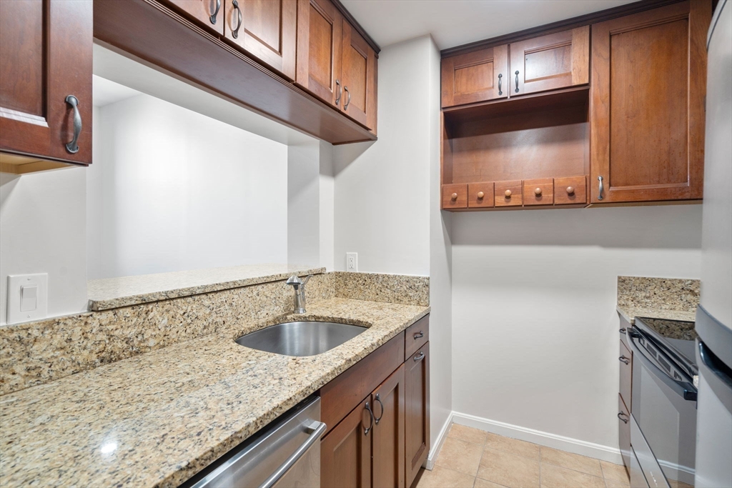 350 W 4th St. # 207