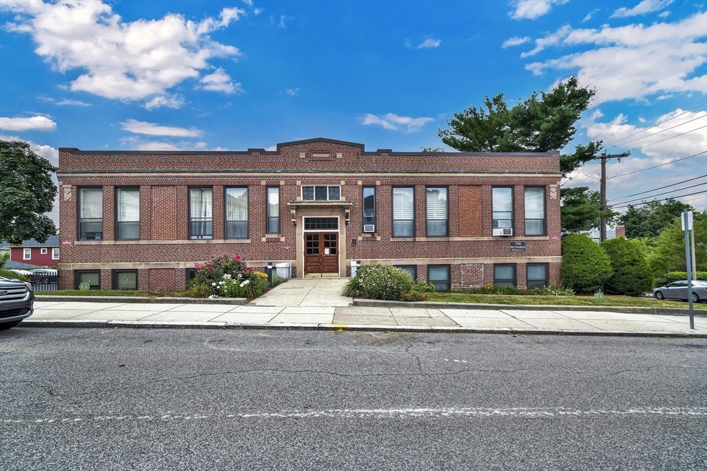 80 Beaumont St # 207