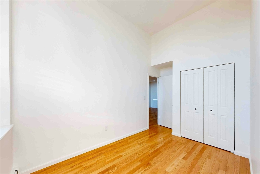 80 Beaumont St # 207