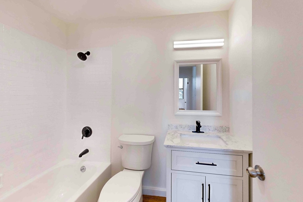 80 Beaumont St # 207