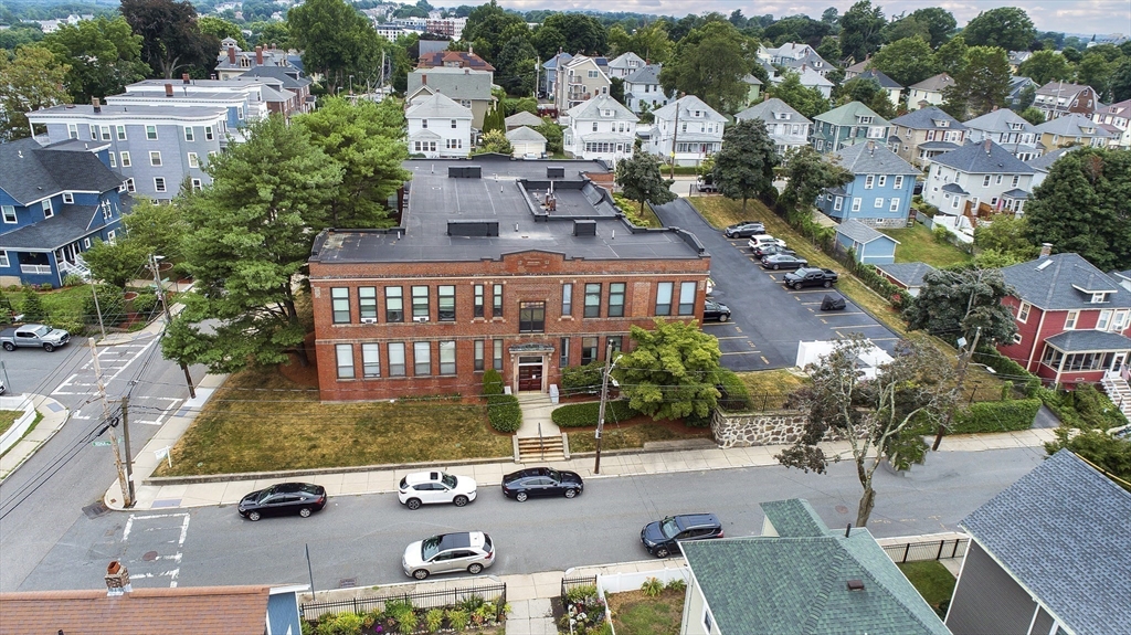 80 Beaumont St # 207