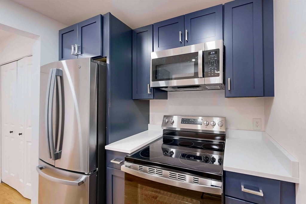 80 Beaumont St # 207