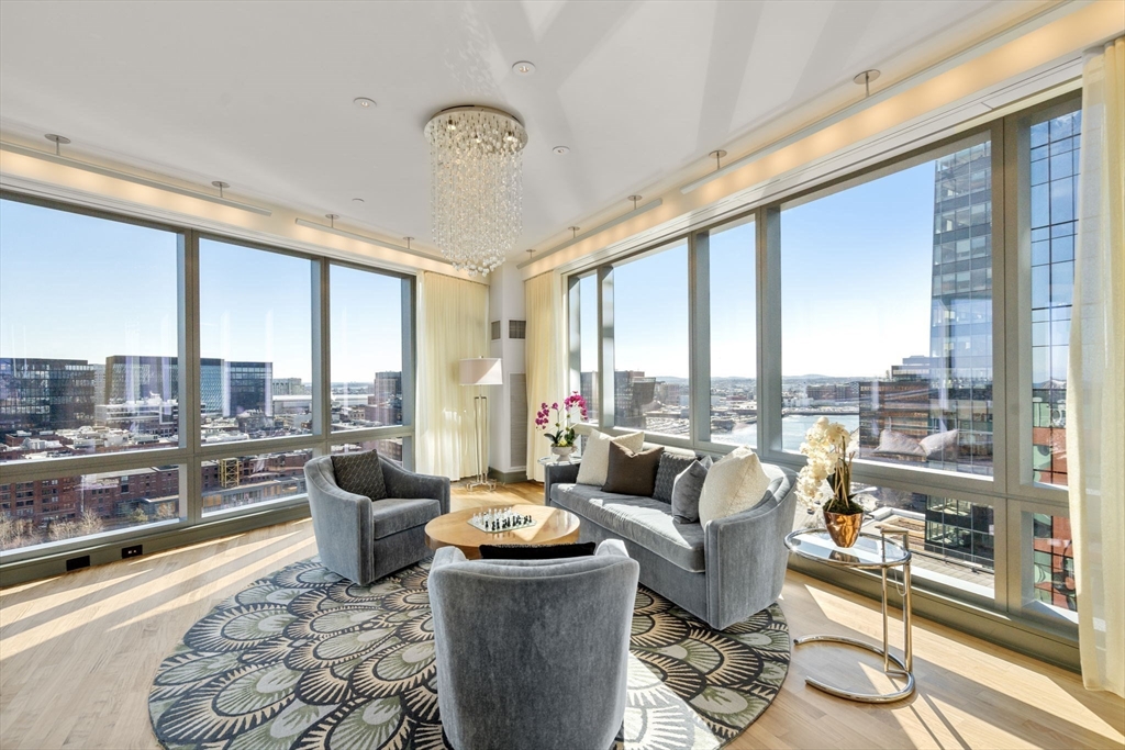 500 Atlantic Ave # 17K