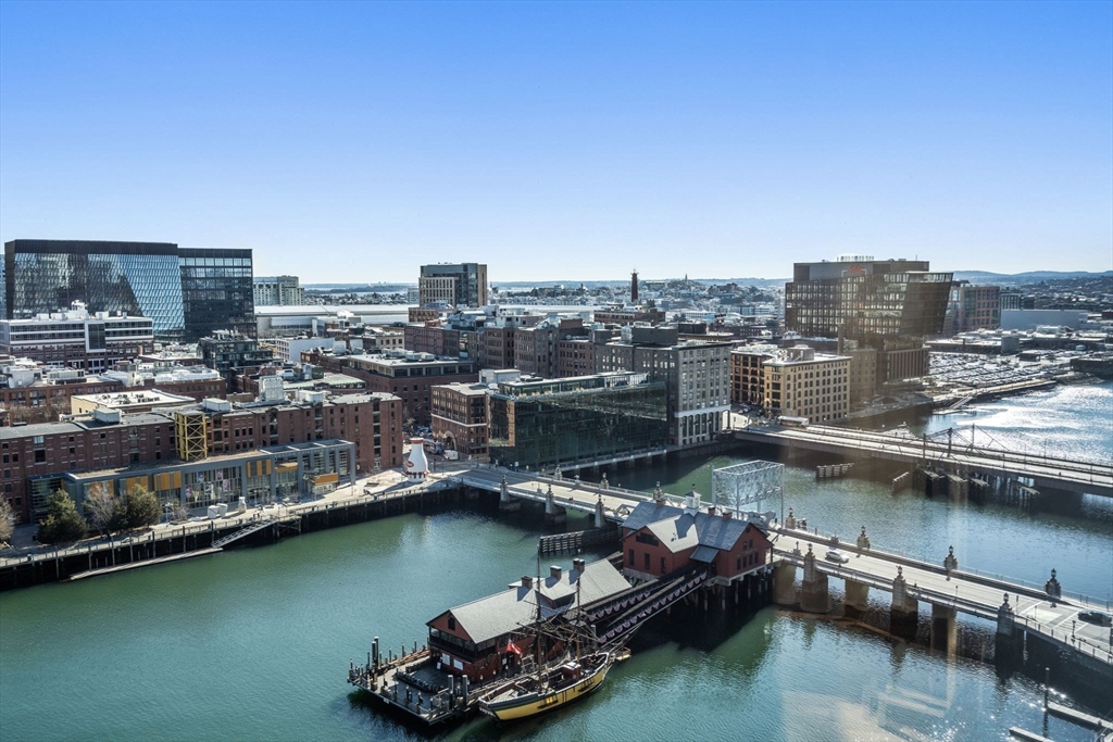 500 Atlantic Ave # 17K