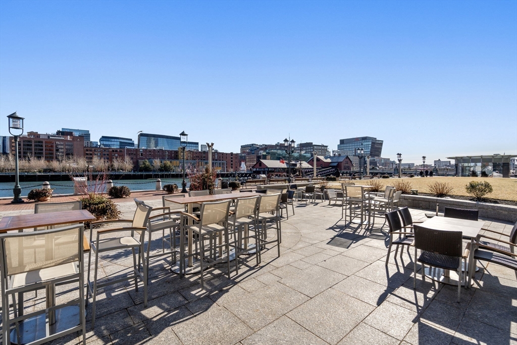 500 Atlantic Ave # 17K