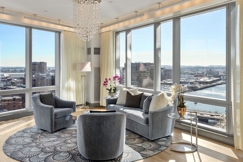 500 Atlantic Ave # 17K